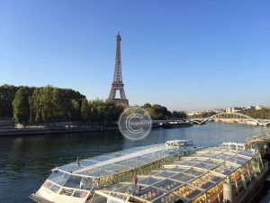 Menikmati Keindahan Kota Paris Dengan Batobus Sungai Seine